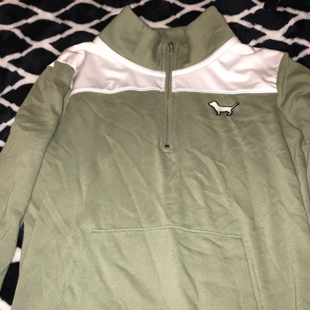 Quarter zip